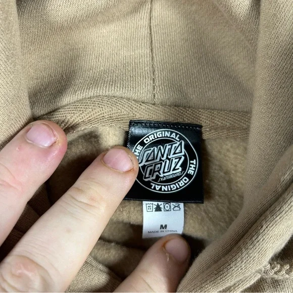 VTG Santa Cruz Skateboards Pullover Hoodie Medium Men’s Tan Butterflies - Picture 3 of 7